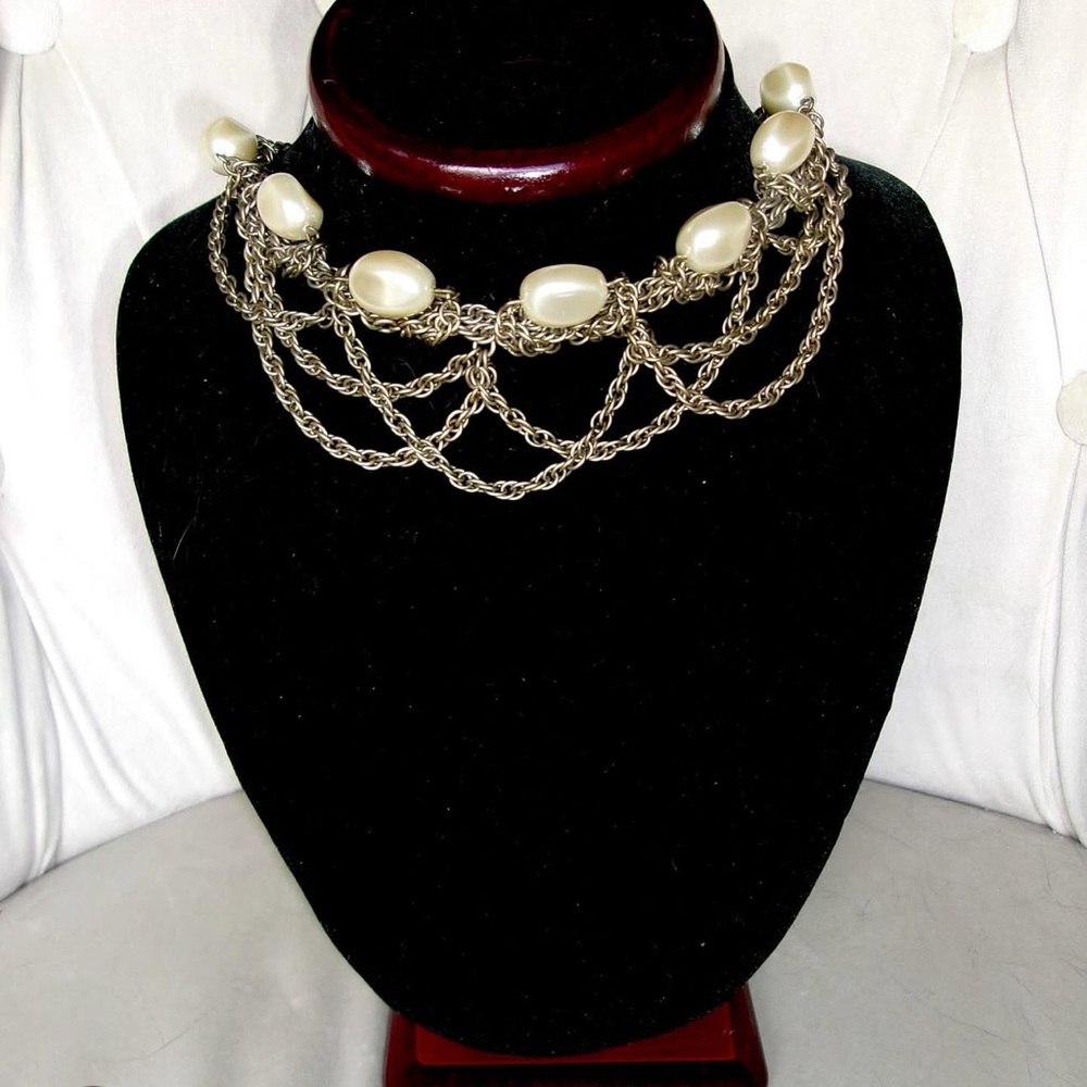 Pearl Choker